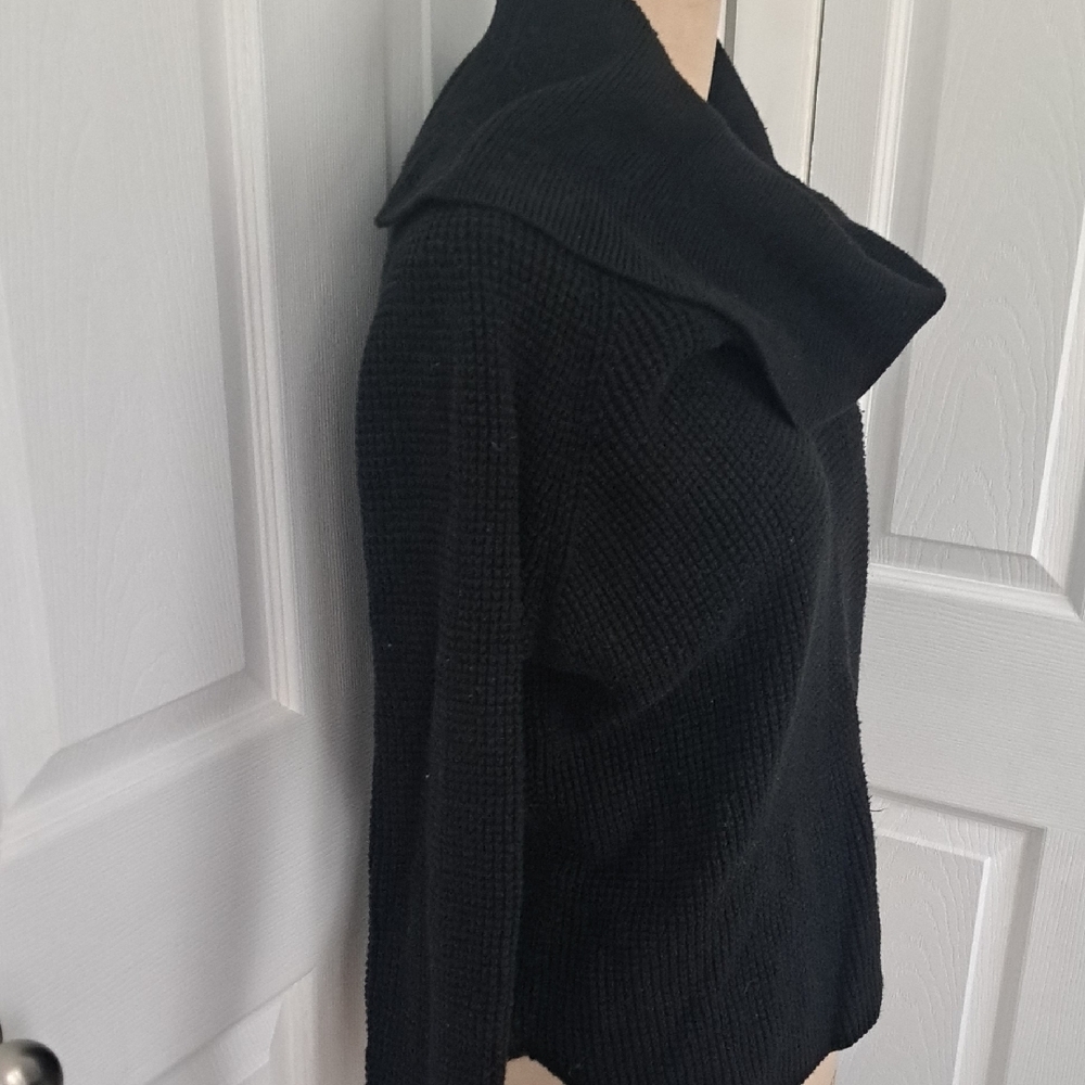 Michael Kors Black Turtleneck Sweater - Picture 4 of 7